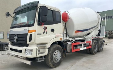 福田欧曼12方搅拌车