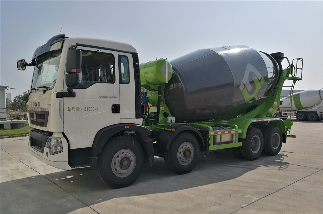 重汽T5G轻量化12方搅拌车